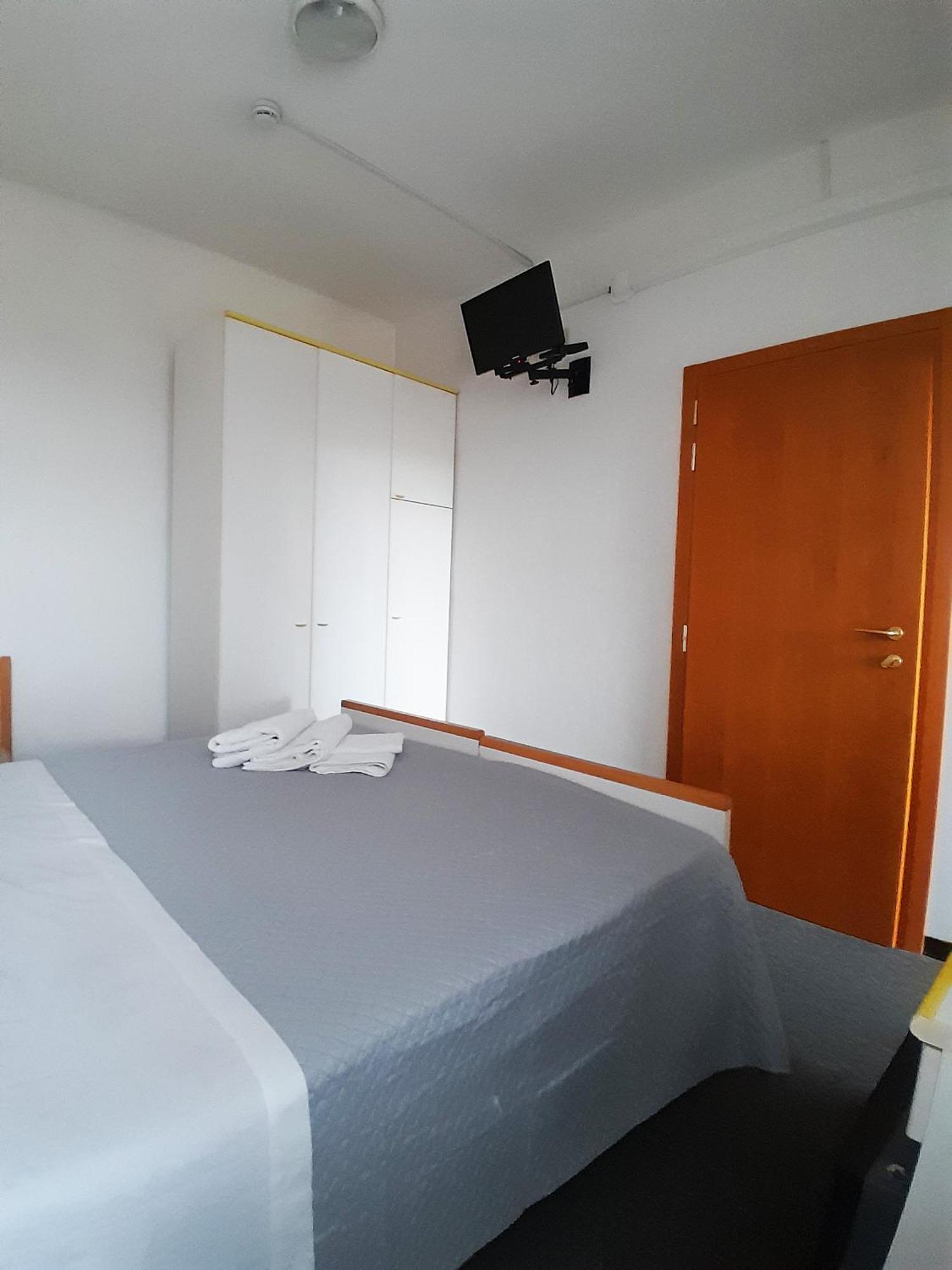 Hotel Berlino Cattolica Eksteriør bilde